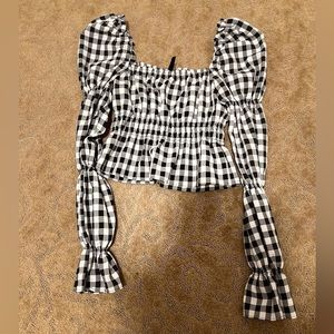 H&M puffed sleeved size XXS shirt
